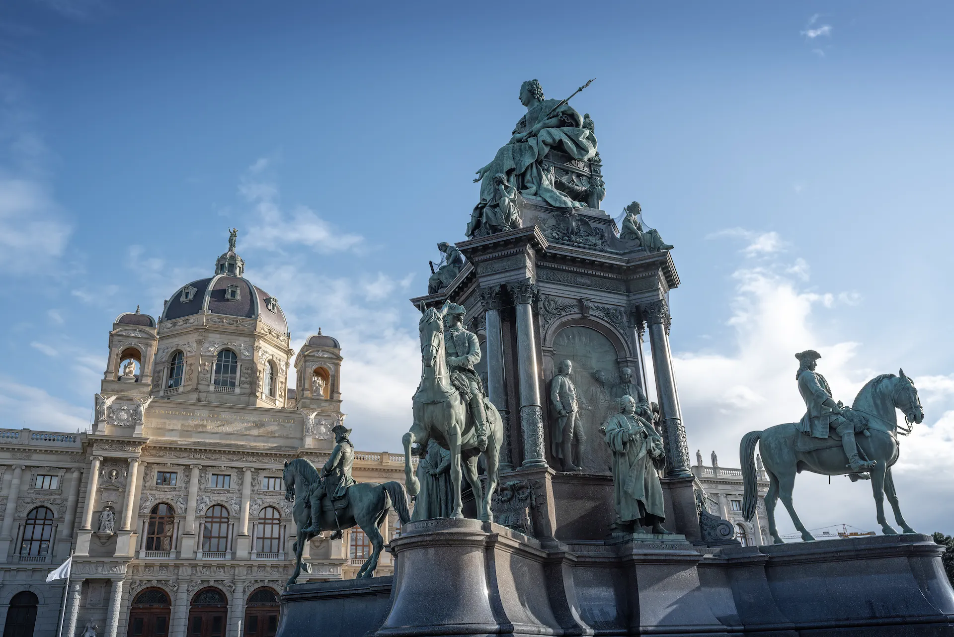empress-maria-theresa-monument-at-maria-theresa-sq-2025-03-26-01-34-39-utc management conference